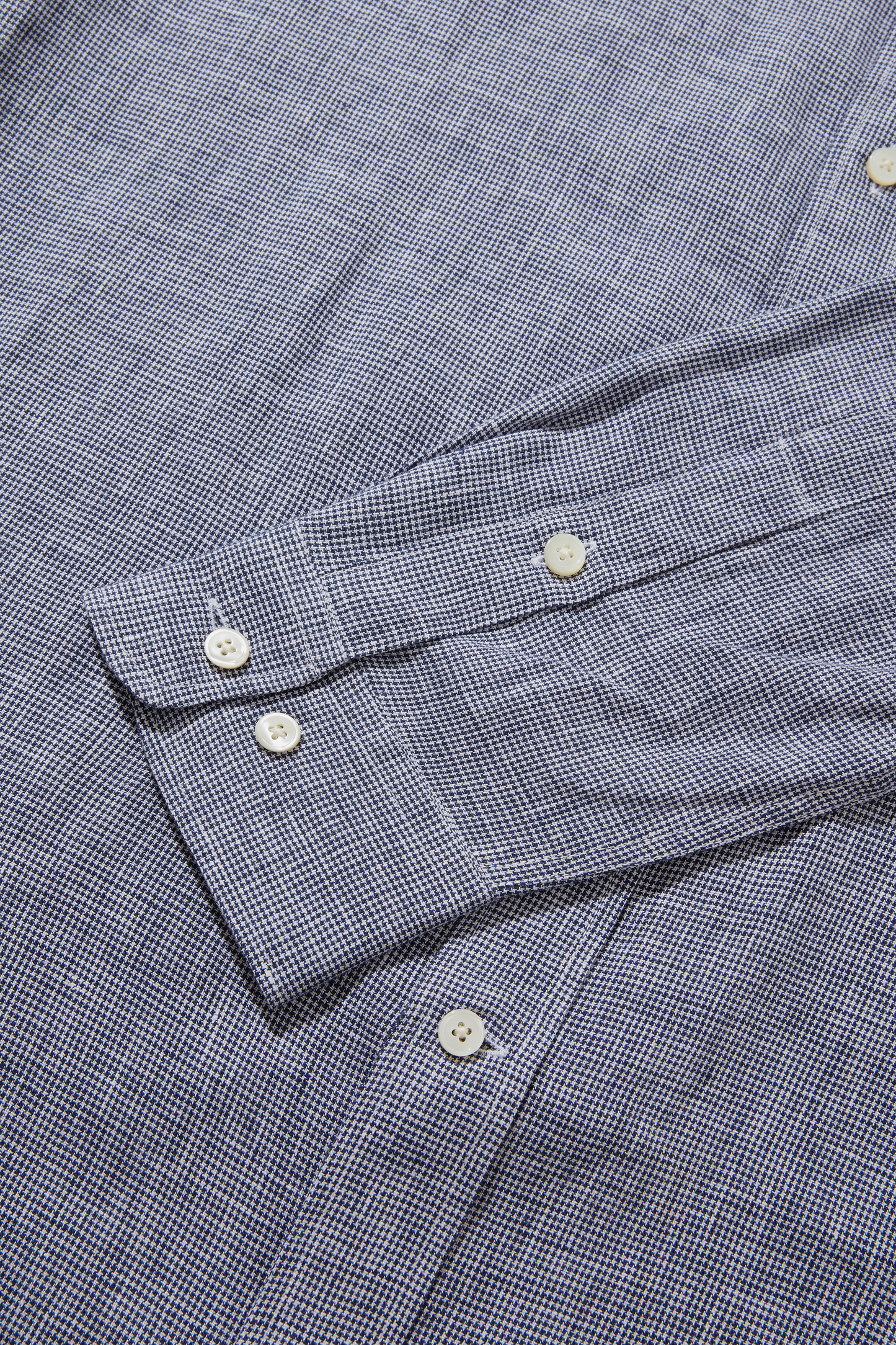 Medium Weight Linen Grandpa Navy Crosshatch