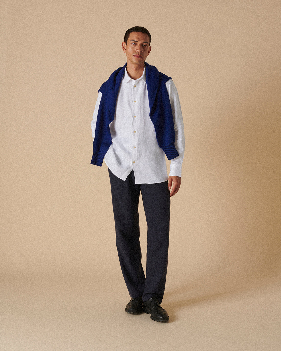 Heavy Linen Signature White