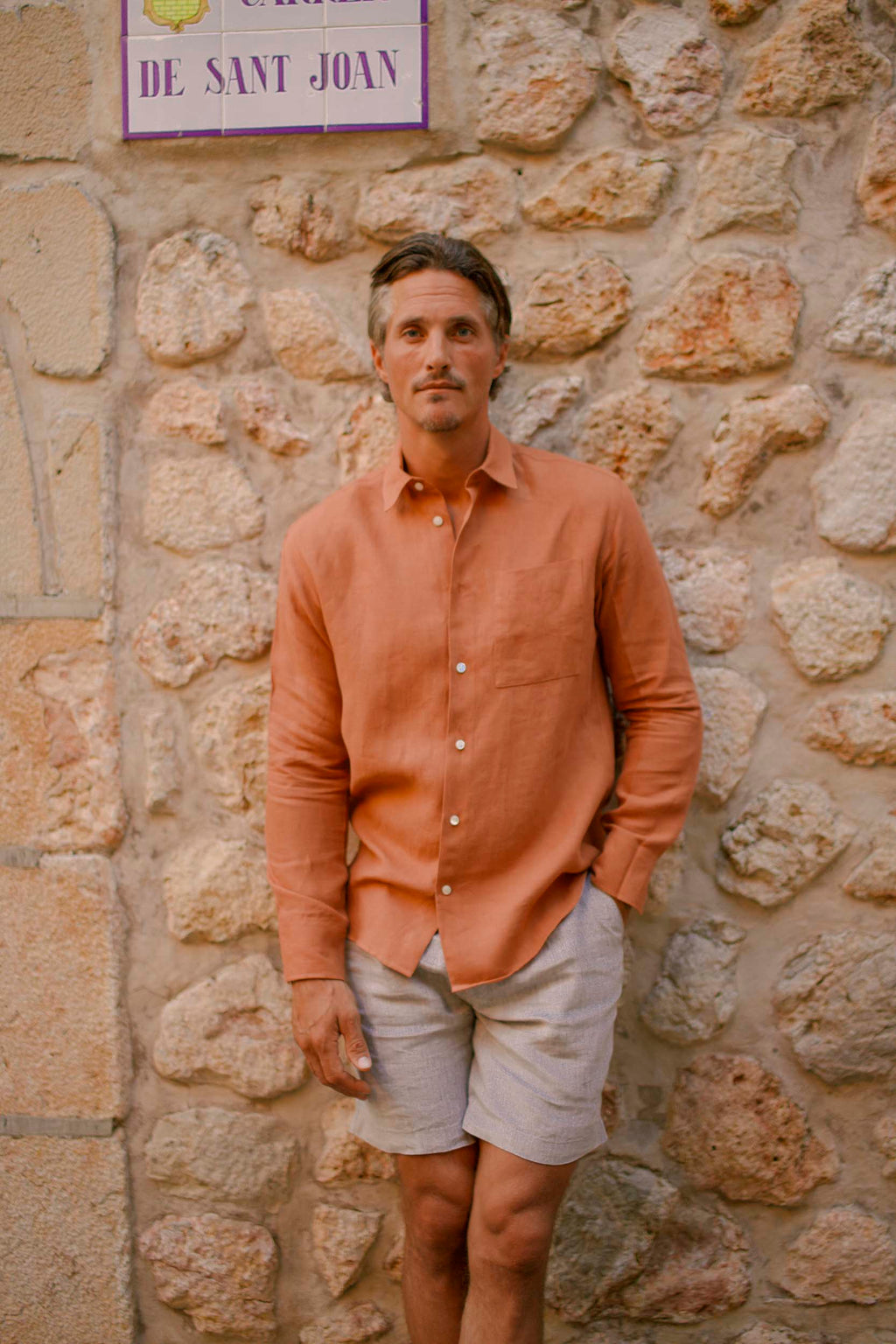 Linen Holiday Signature Shirt Clay