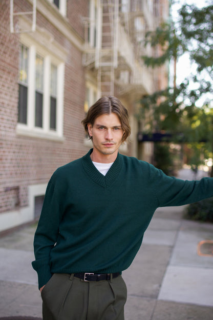 Merino V Neck Pine Green