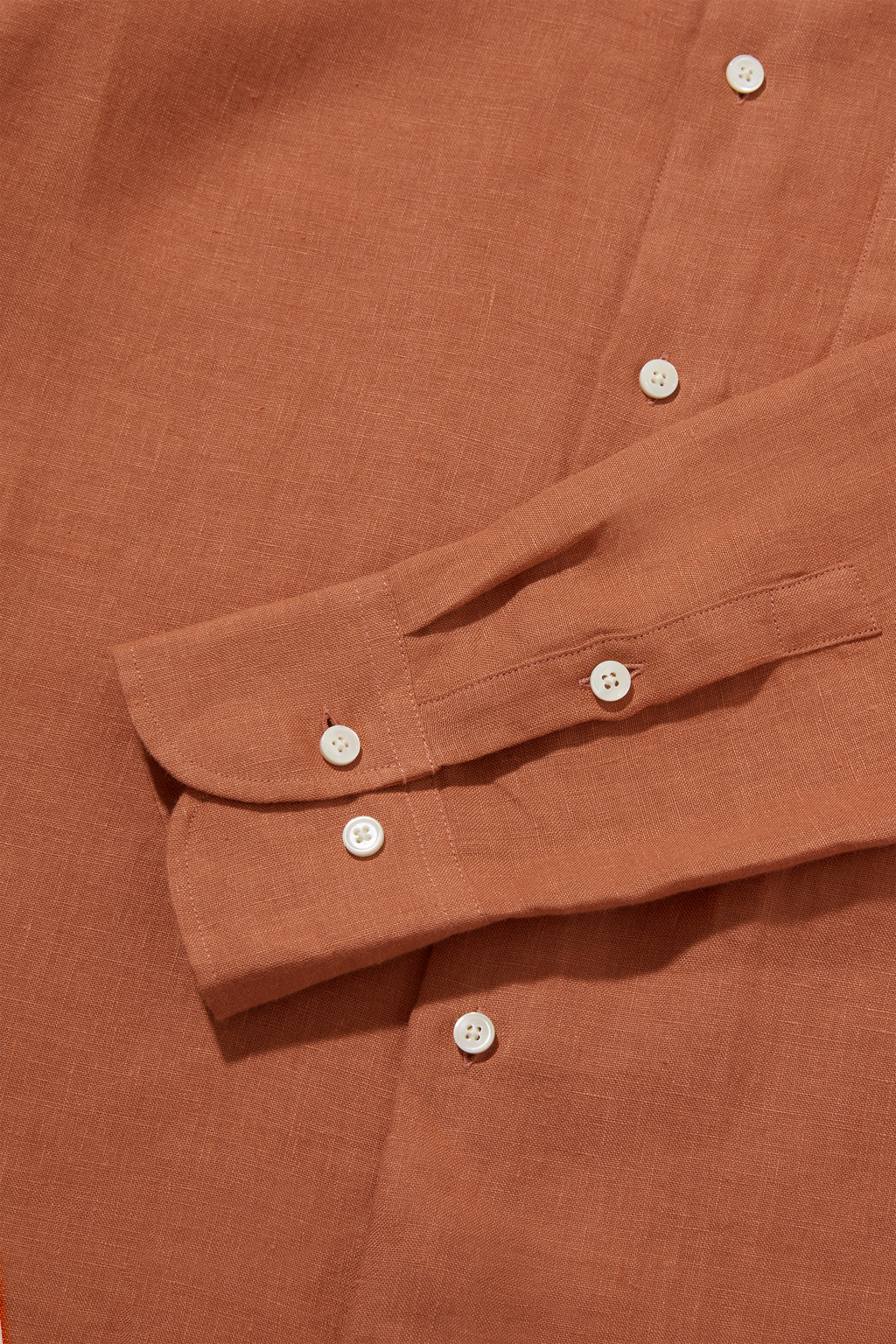 Linen Holiday Signature Shirt Clay